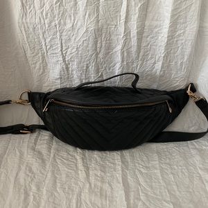 Black Fanny Pack